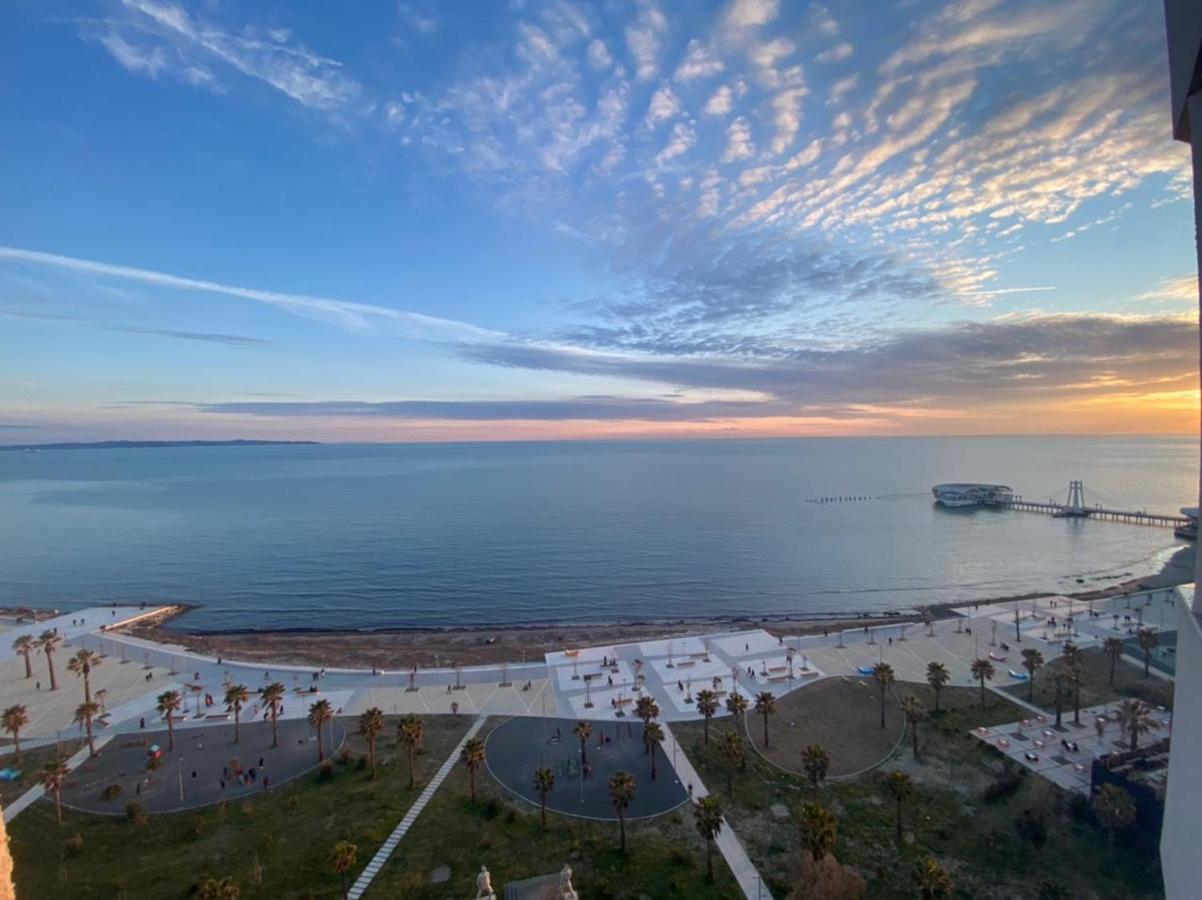 Sky & Sea View Luxury Apartments Durrës Kültér fotó