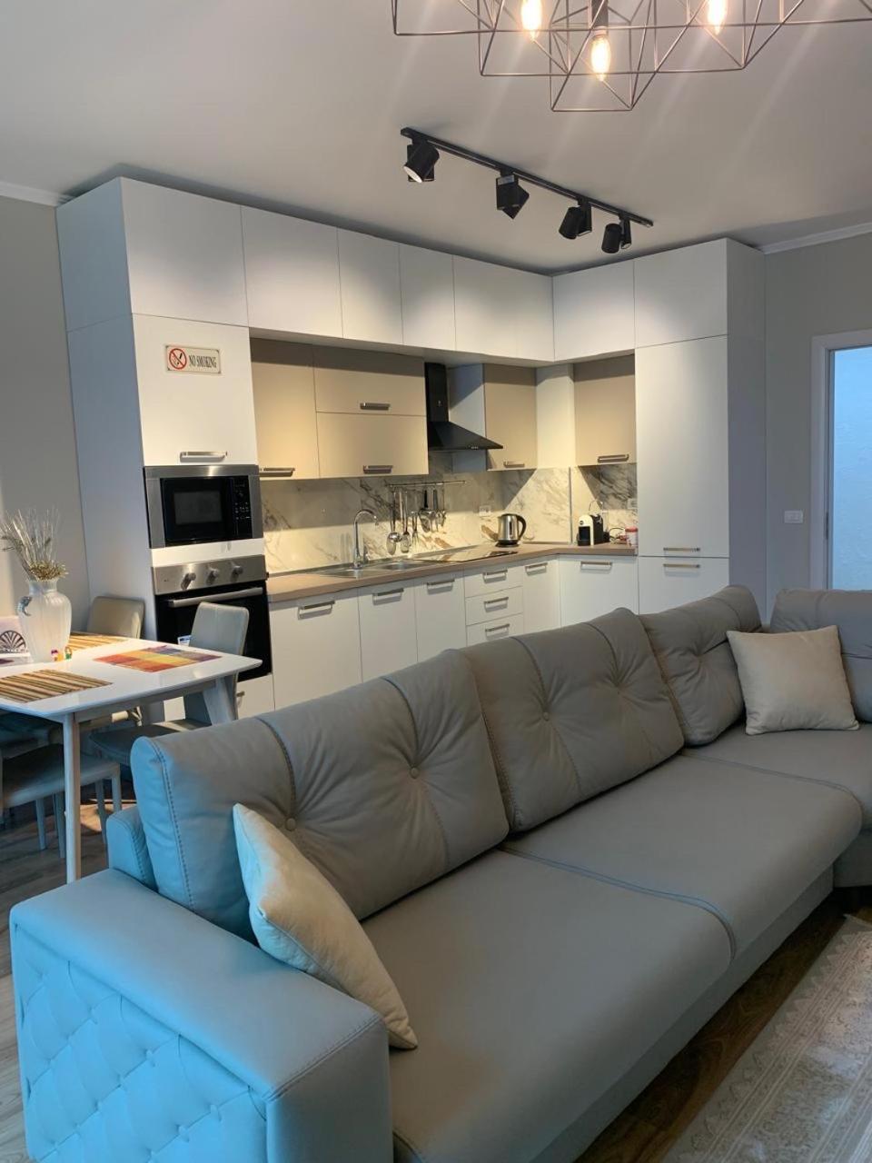 Sky & Sea View Luxury Apartments Durrës Kültér fotó