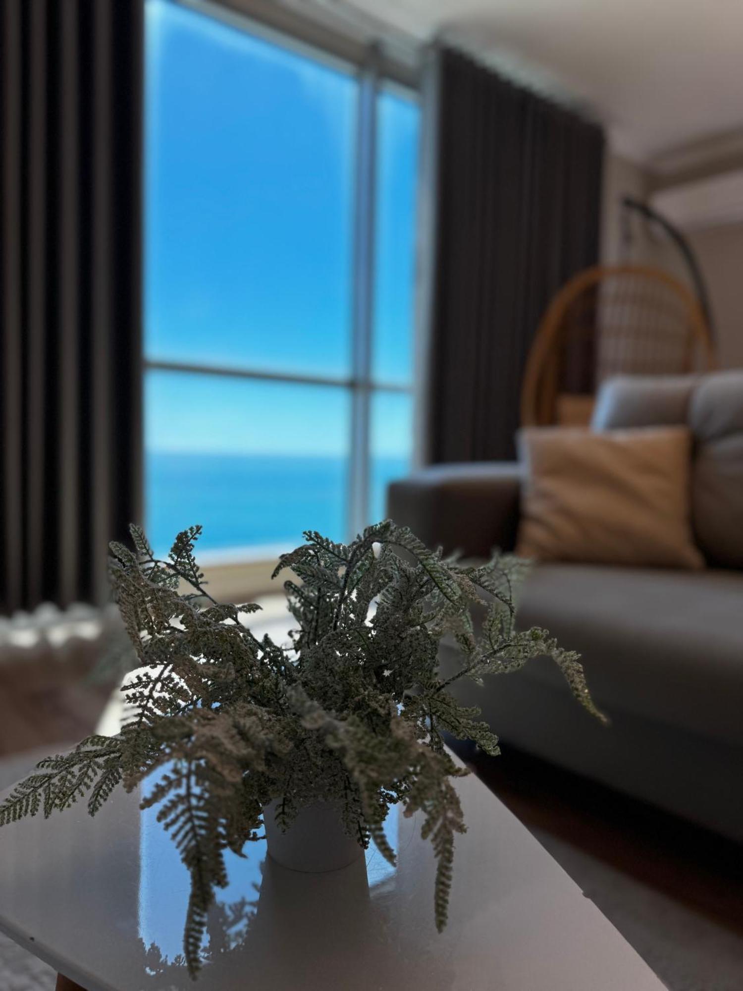 Sky & Sea View Luxury Apartments Durrës Kültér fotó