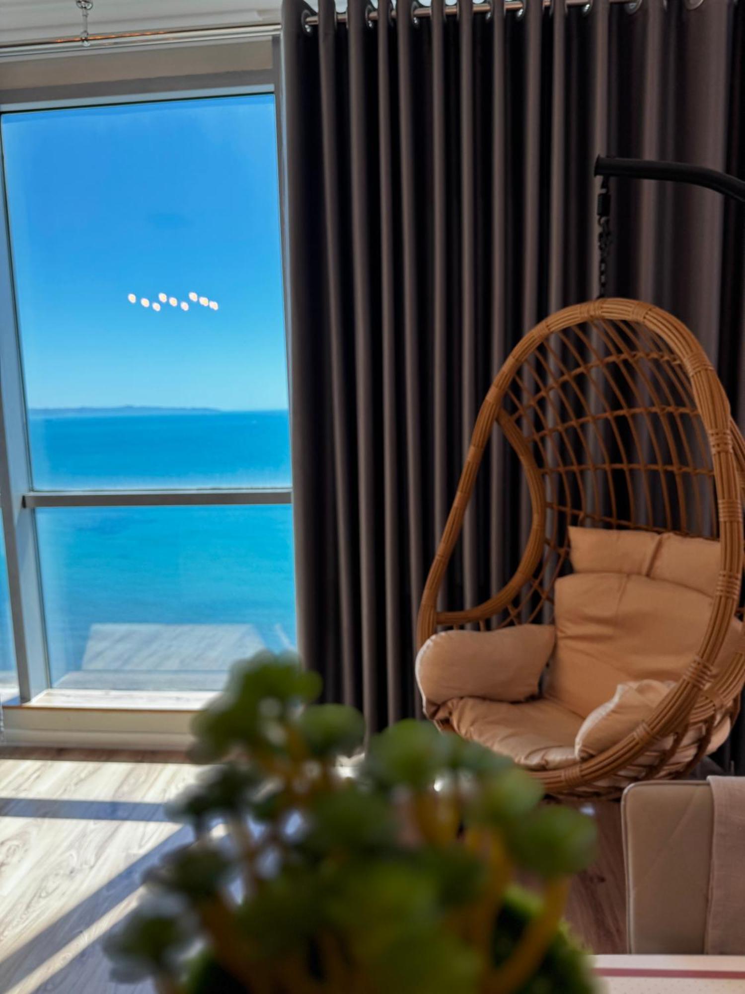 Sky & Sea View Luxury Apartments Durrës Kültér fotó